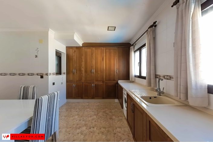 Image No.44-3 Bed Townhouse for sale