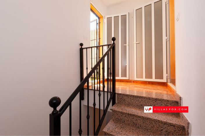 Image No.35-2 Bed Townhouse for sale