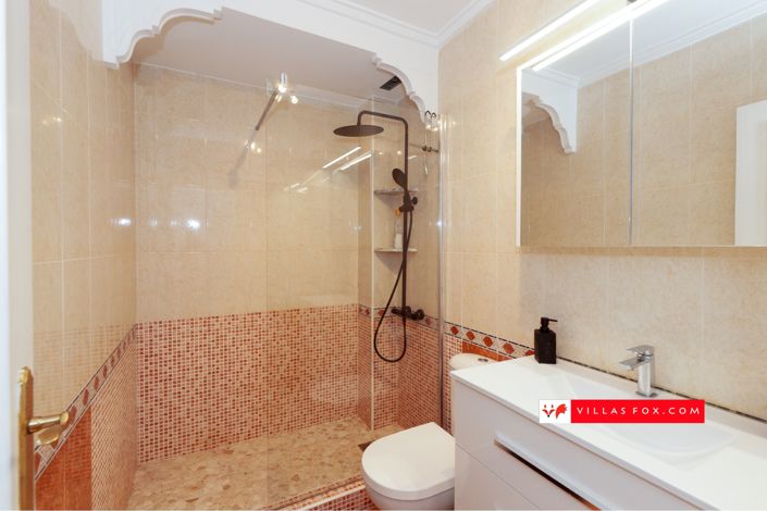 Image No.5-2 Bed Townhouse for sale