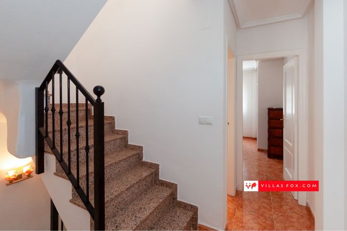 Image No.8-2 Bed Townhouse for sale