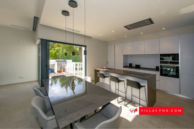 1529lascolinascountryclubgolfresortluxuryvill