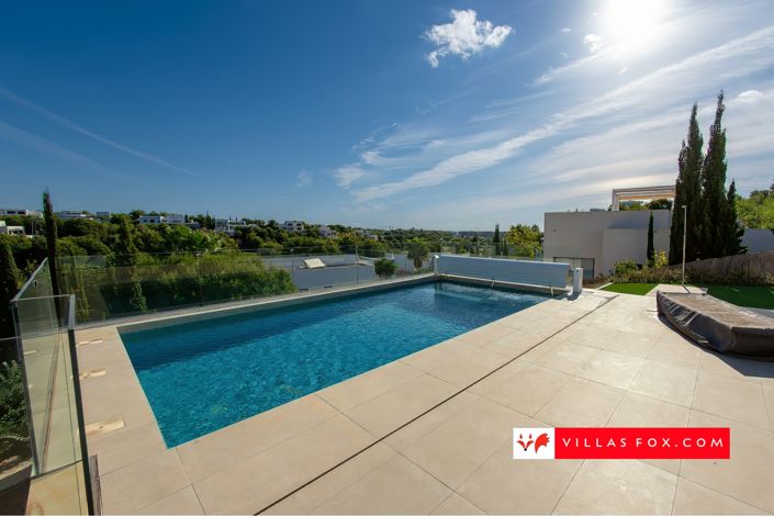 Image No.17-3 Bed Villa for sale