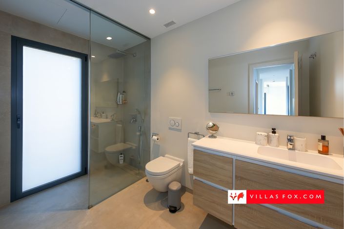 Image No.25-3 Bed Villa for sale