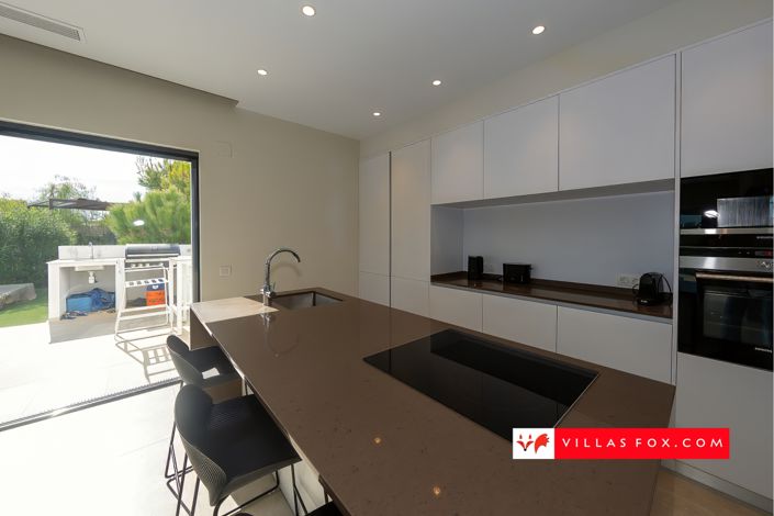 Image No.52-3 Bed Villa for sale