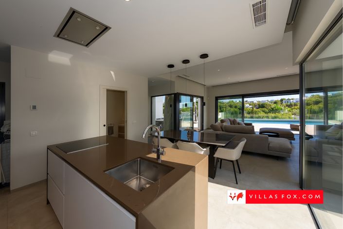 Image No.54-3 Bed Villa for sale