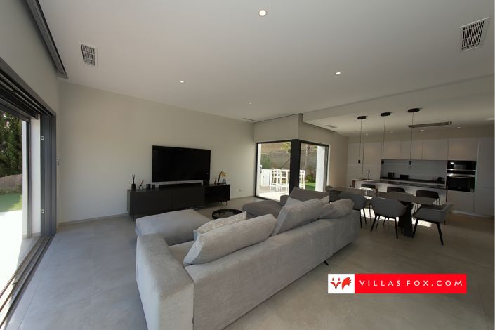 Image No.60-3 Bed Villa for sale