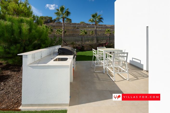 Image No.68-3 Bed Villa for sale