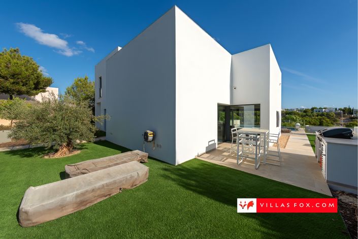 Image No.72-3 Bed Villa for sale