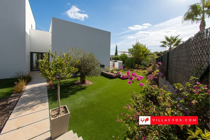 Image No.78-3 Bed Villa for sale