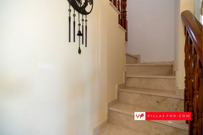 Image No.10-4 Bed Villa for sale