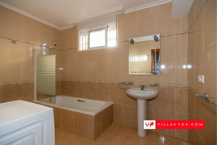 Image No.21-4 Bed Villa for sale