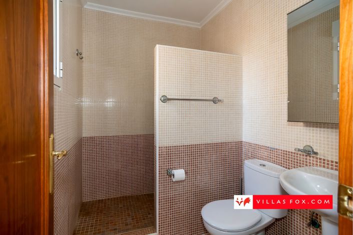 Image No.28-4 Bed Villa for sale