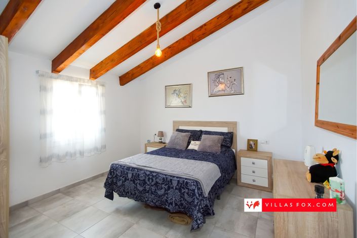 Image No.45-5 Bed Villa for sale