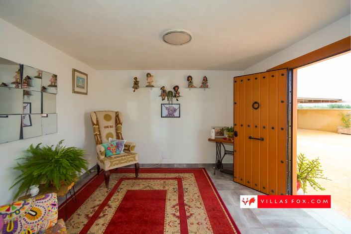 Image No.6-5 Bed Villa for sale