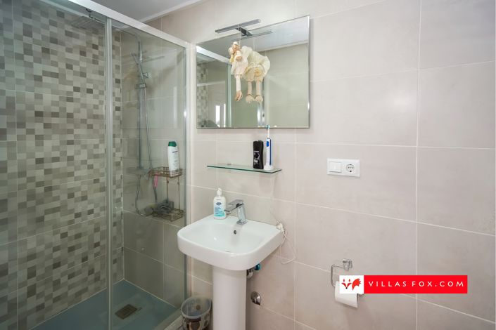 Image No.53-5 Bed Villa for sale