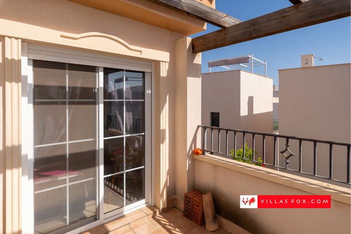 Image No.11-3 Bed Townhouse for sale