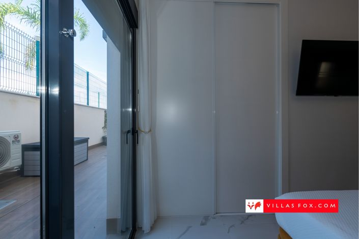 Image No.51-2 Bed Apartment for sale