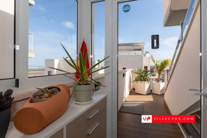 Image No.56-2 Bed Apartment for sale