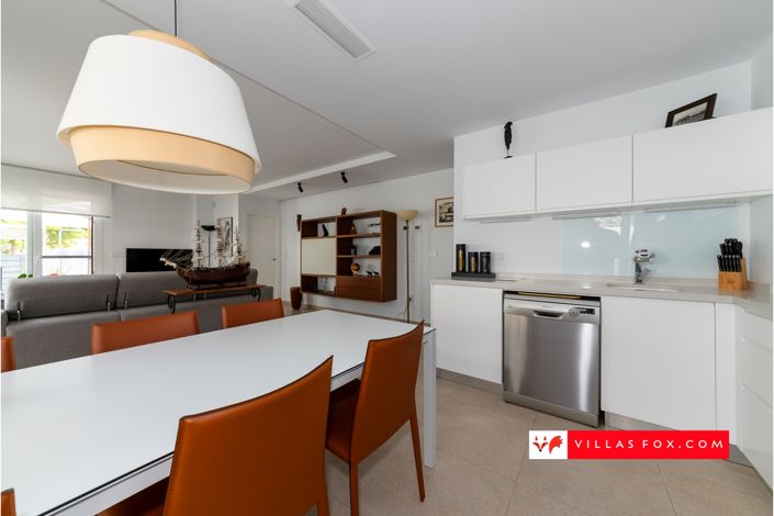 Image No.19-3 Bed Villa for sale