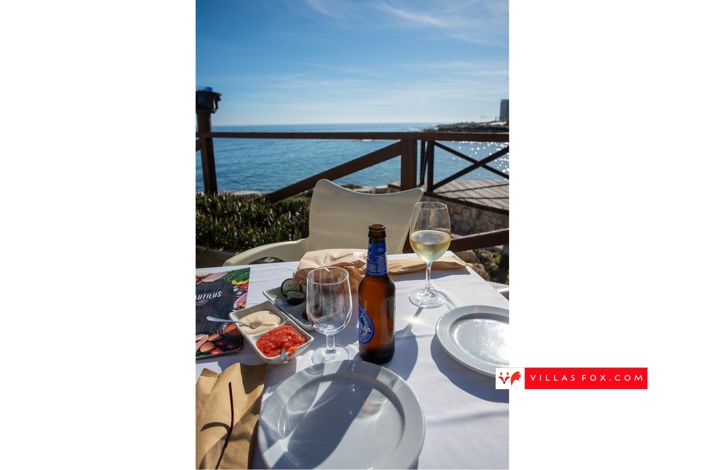 Image No.56-3 Bed Villa for sale