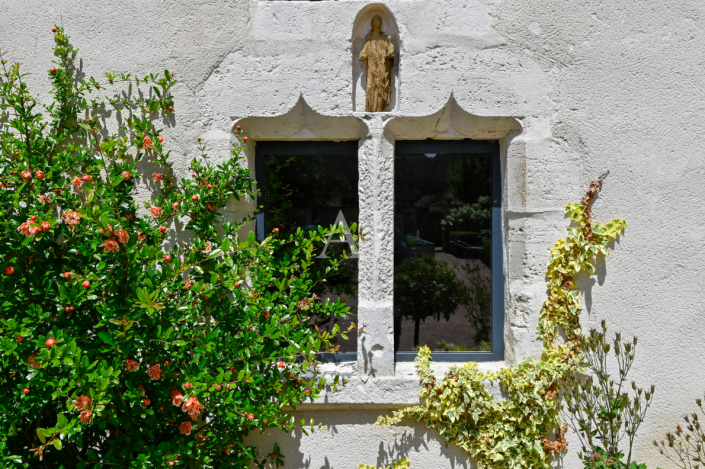 Image No.19-14 Bed Property for sale