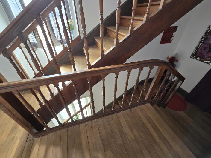 Image No.17-7 Bed House for sale