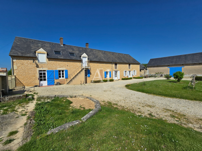 Image No.4-6 Bed Farmhouse for sale