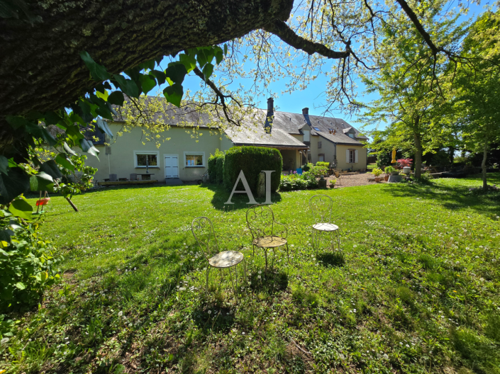 Image No.3-6 Bed Farmhouse for sale