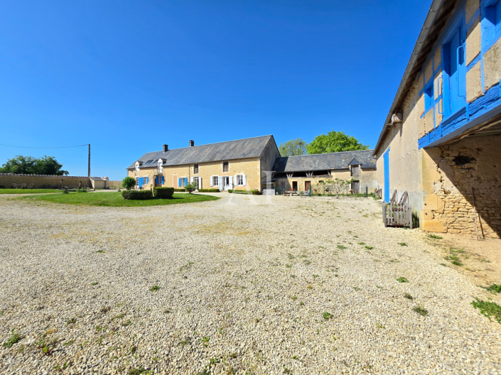 Image No.6-6 Bed Farmhouse for sale
