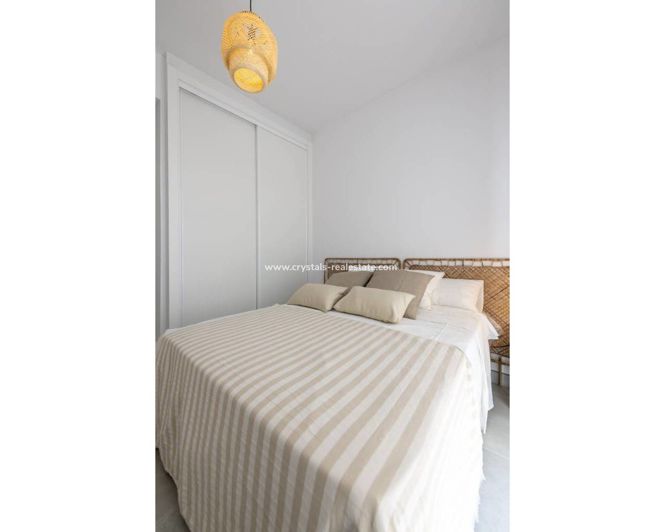 Image No.18-2 Bed Apartment for sale