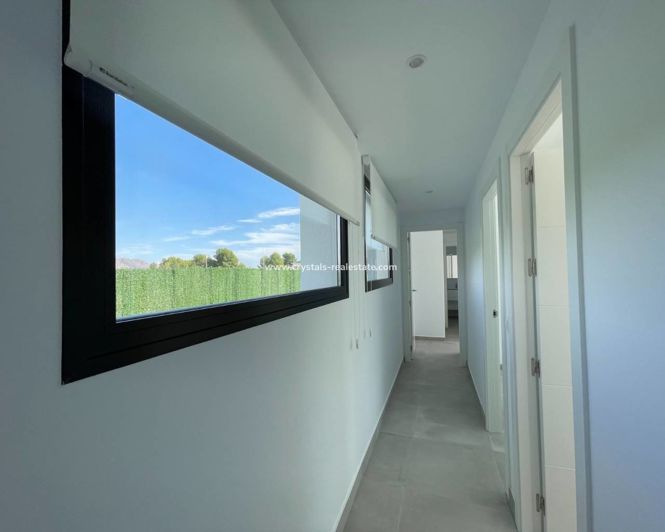 Image No.20-3 Bed Villa for sale