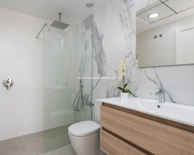 Image No.18-3 Bed Villa for sale