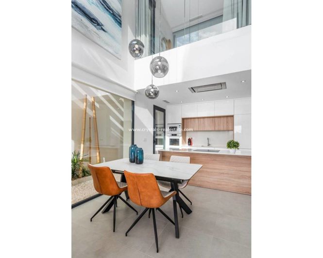 Image No.8-3 Bed Villa for sale