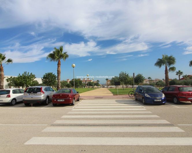 Image No.15-3 Bed Property for sale