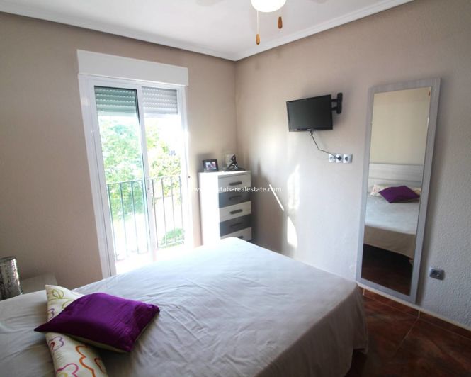 Image No.19-2 Bed Apartment for sale