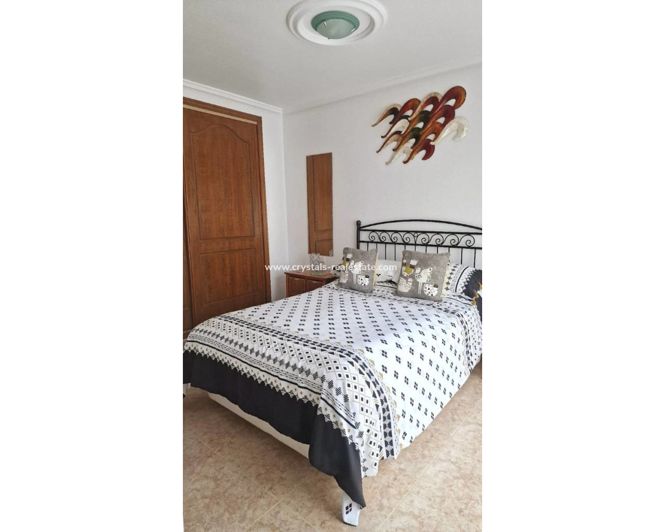 Image No.17-3 Bed Villa for sale