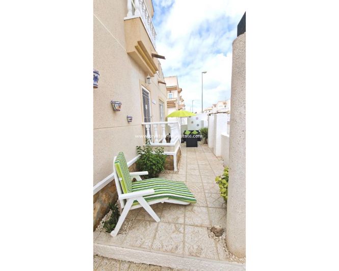 Image No.24-3 Bed Villa for sale