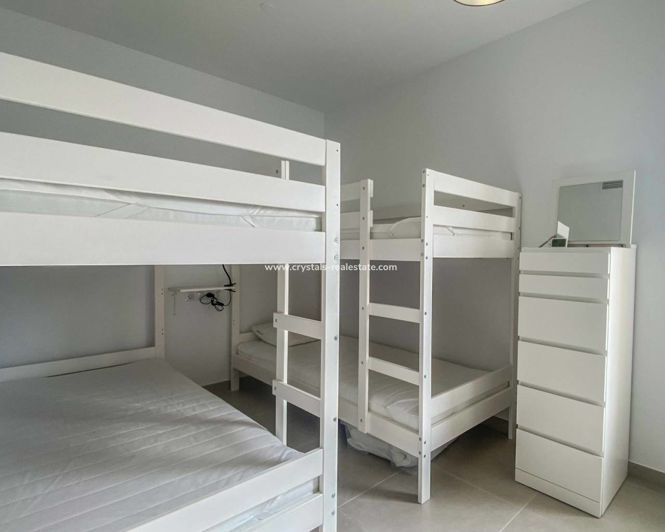 Image No.18-2 Bed Property for sale