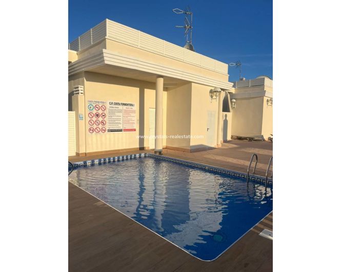 Image No.2-4 Bed Apartment for sale