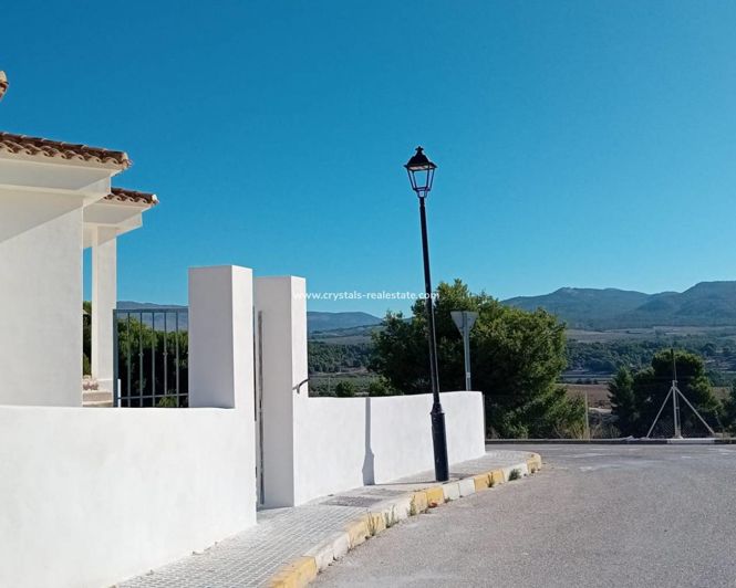 Image No.2-4 Bed Villa for sale