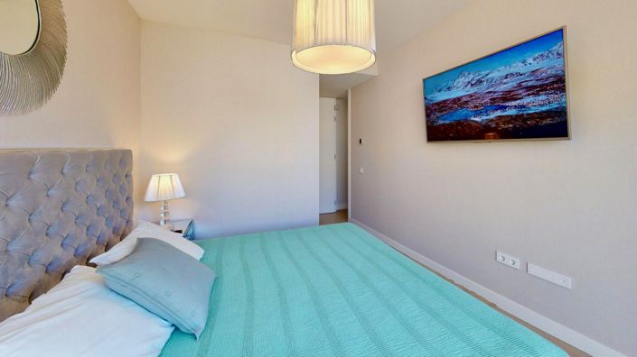 Image No.9-2 Bed Apartment for sale