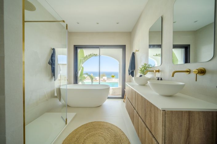 Image No.13-5 Bed Villa for sale