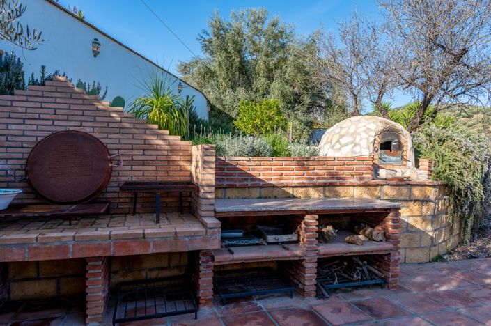 Image No.33-3 Bed Villa for sale