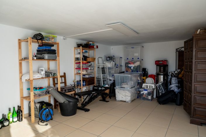 Image No.43-3 Bed Villa for sale