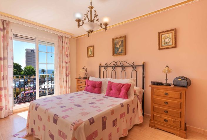 Image No.10-2 Bed Semi-Detached for sale