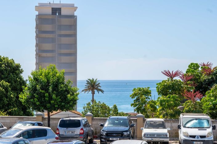 Image No.23-2 Bed Semi-Detached for sale