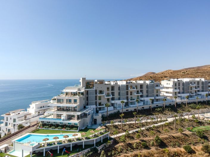 Image No.35-2 Bed Property for sale