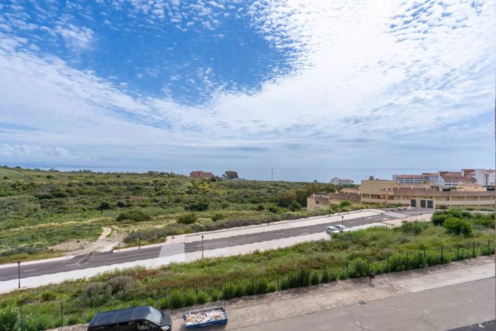 Image No.13-2 Bed Property for sale