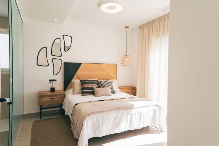 Image No.10-3 Bed Villa for sale