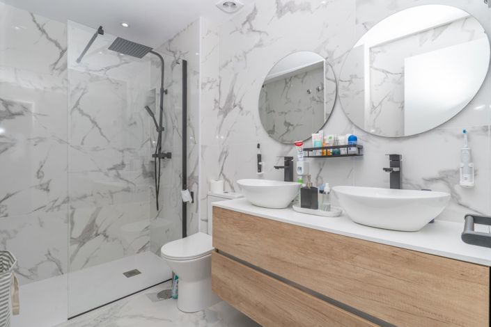 Image No.19-3 Bed Apartment for sale